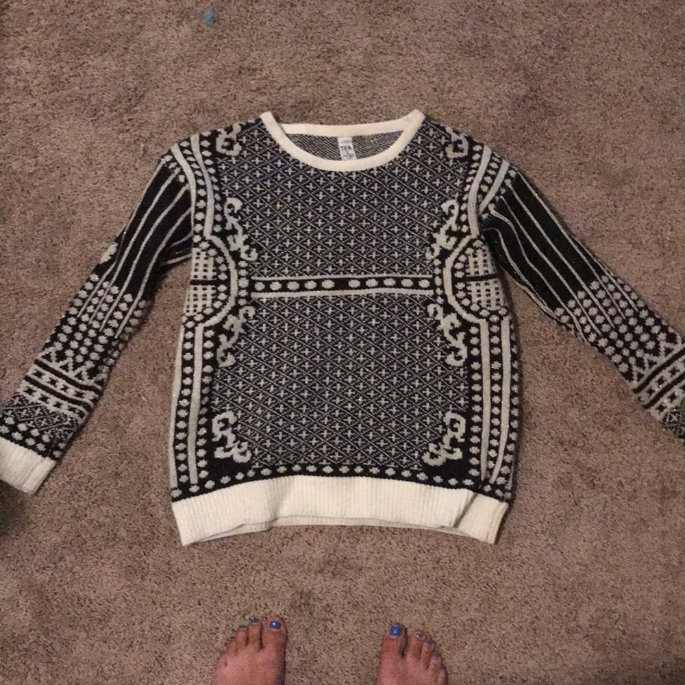 Glitter patterned knit sweater